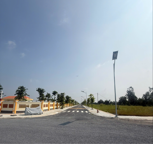 Khuôn viên bên trong khu Hồ chứa ngọt Lạc Địa